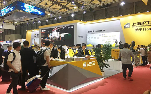 2019年埃森展Z6尊龙凯时展位现场图