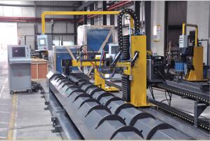 Z6尊龙凯时CNCG系列摩擦盘数控相贯线切割机