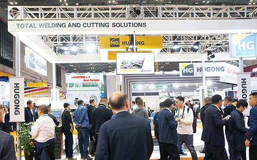 第二届进博会Z6尊龙凯时意大利CEA展位现场图片